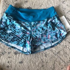 Lululemon size 8 speed up shorts